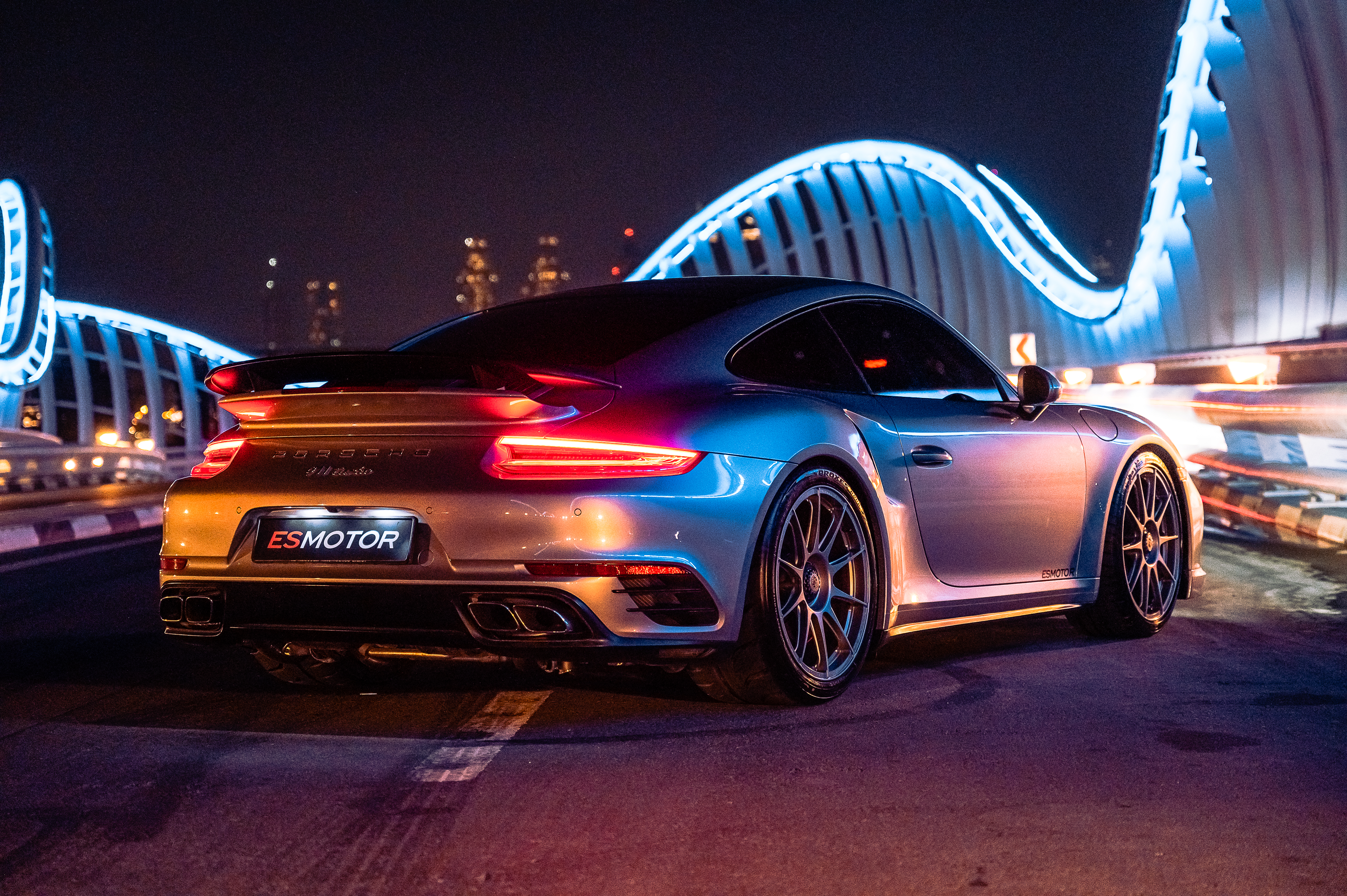 Porsche 992 Turbo S 1700hp on track