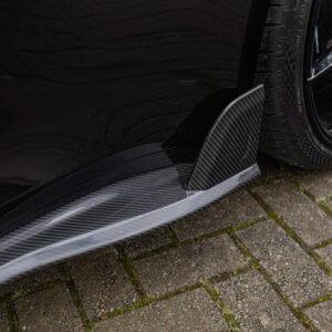 ESMotor Carbon carbon fibre side skirt on a Porsche 992 Turbo S