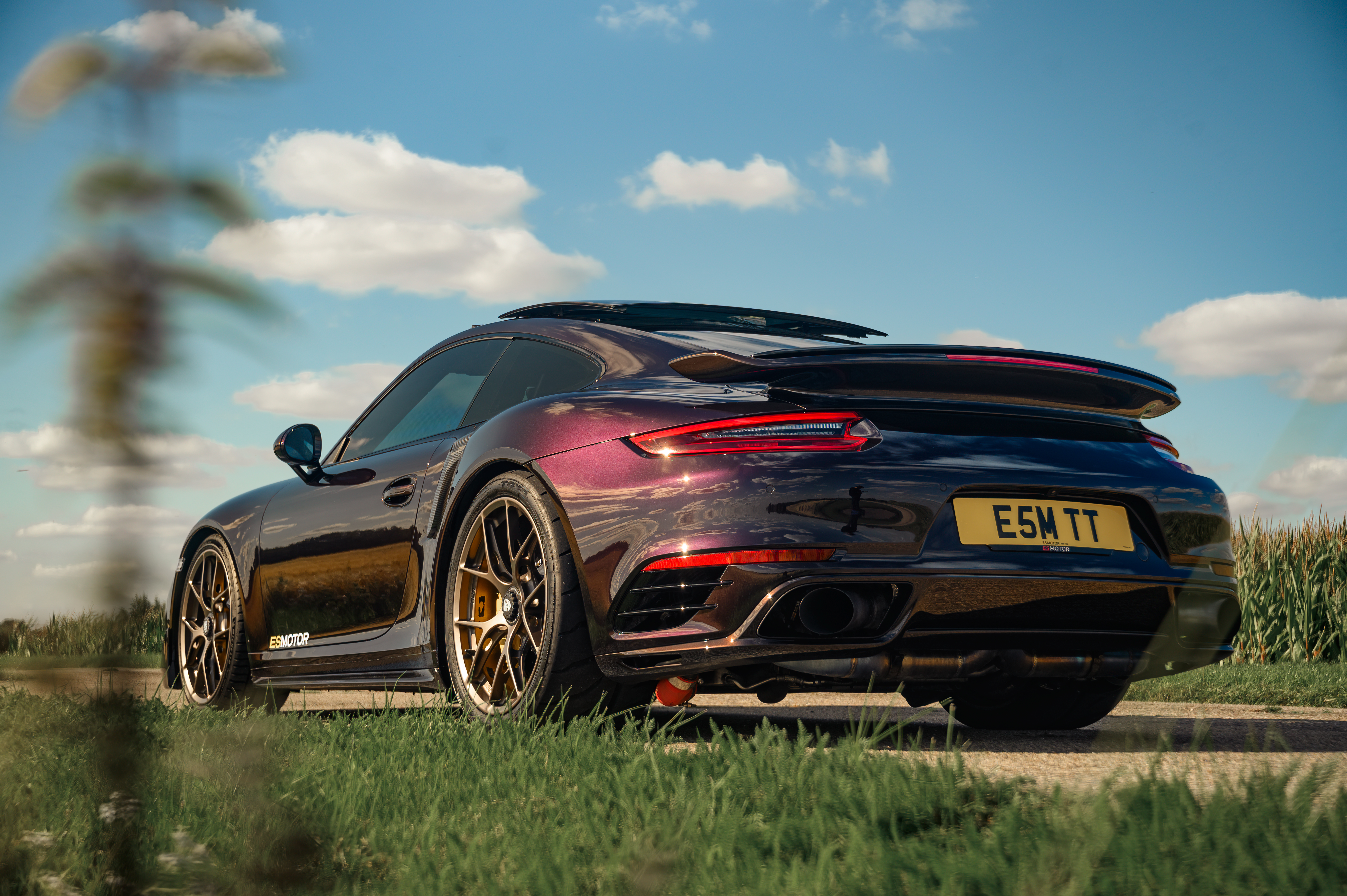 ES Motors exhaust flow optimization for turbo Porsche