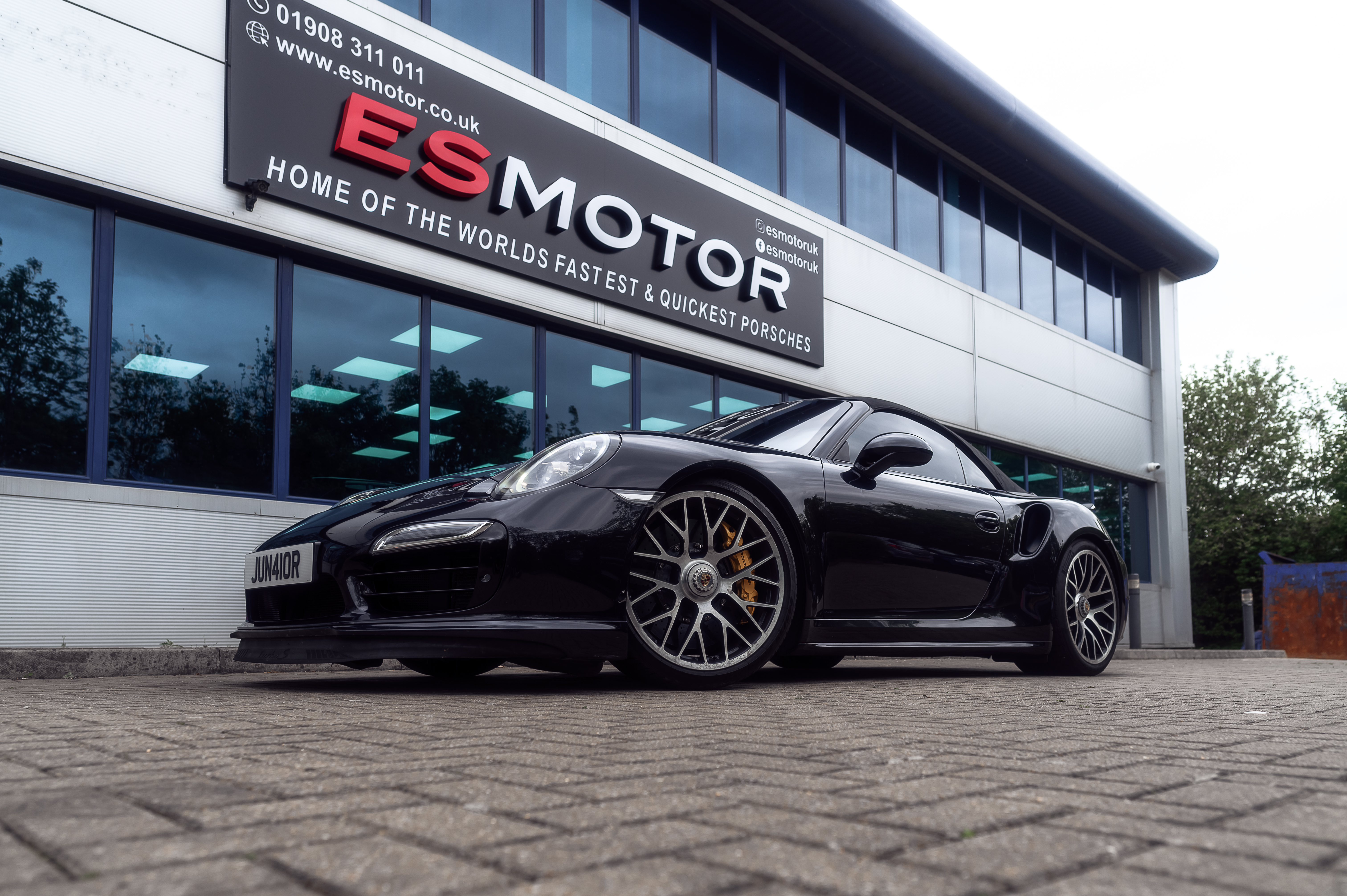 Turbo and airflow setup for 1000HP Porsche build