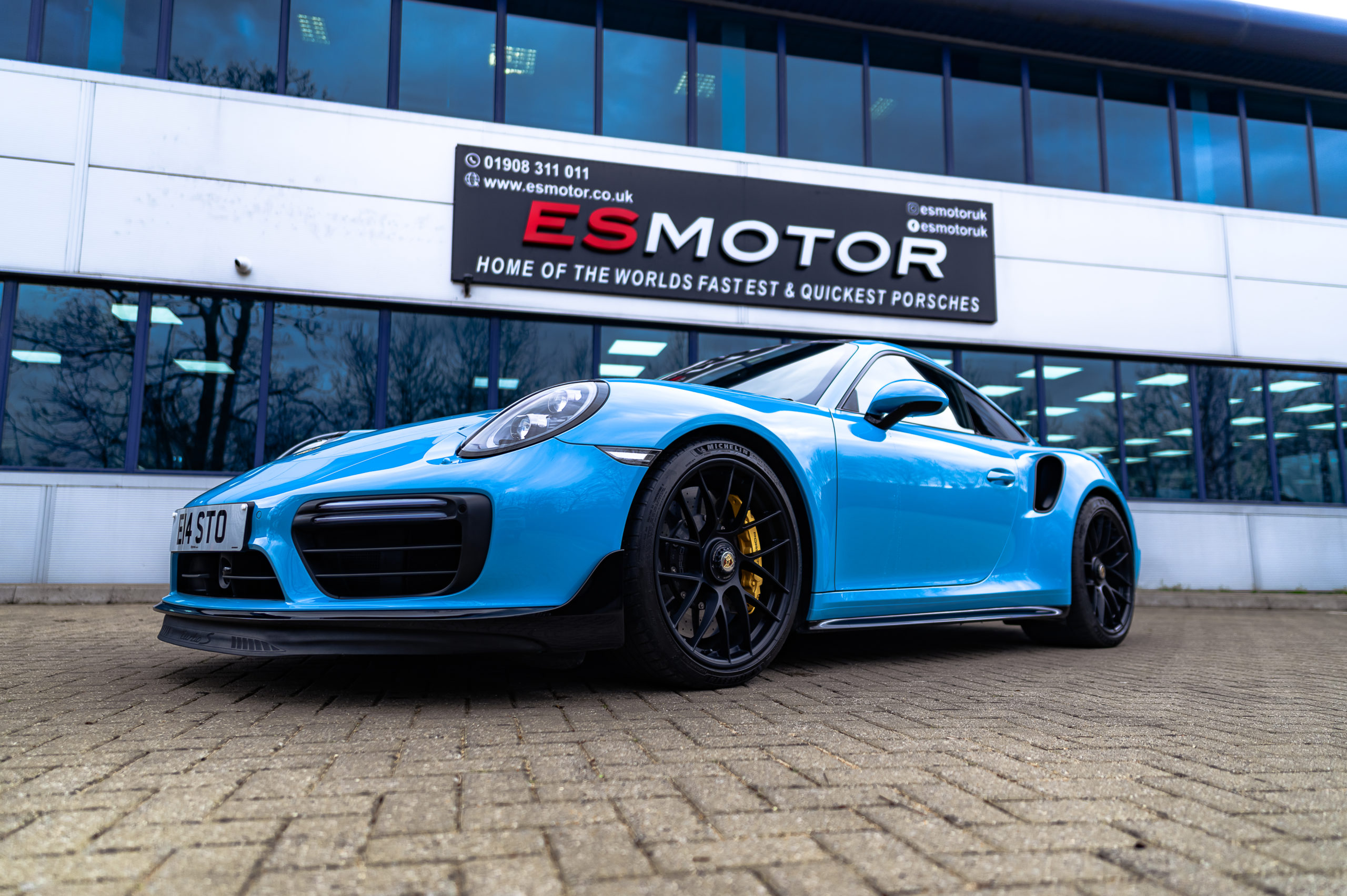 Cooling and fueling upgrades for 1000HP Porsche