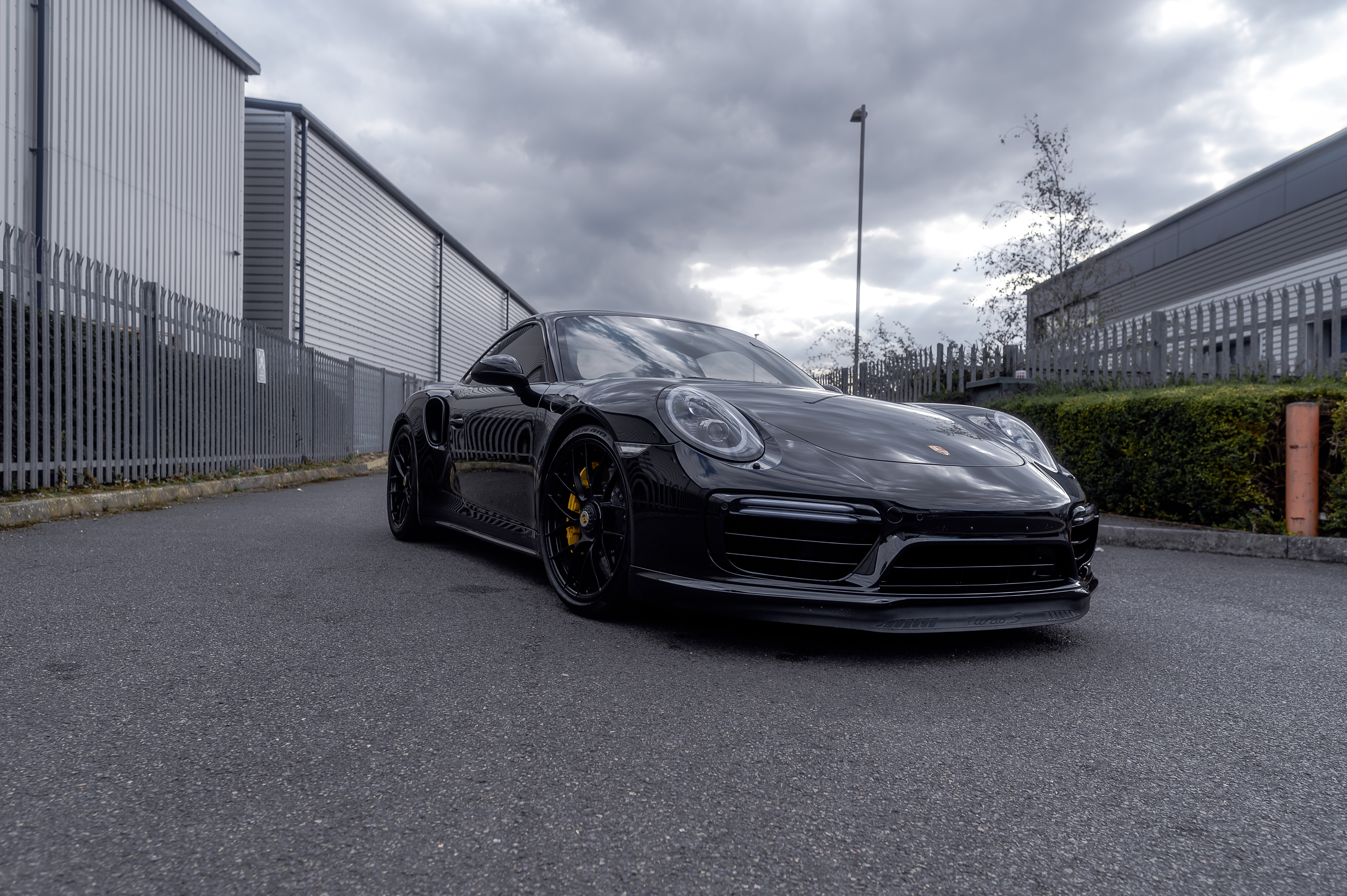 ES Motors daily-driven high-performance turbo Porsche build
