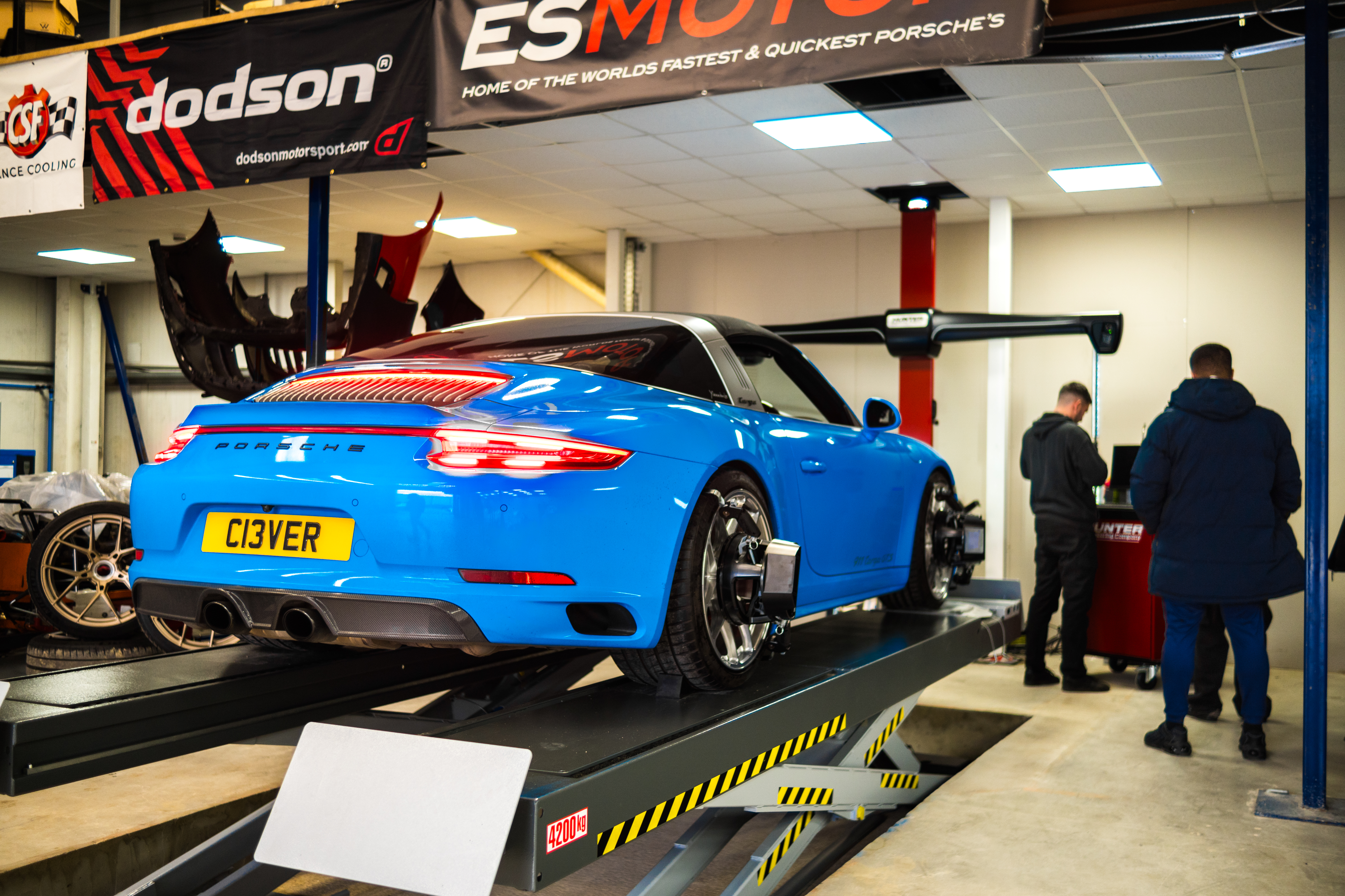 ES Motors complete drivetrain solution for high-torque turbo Porsche