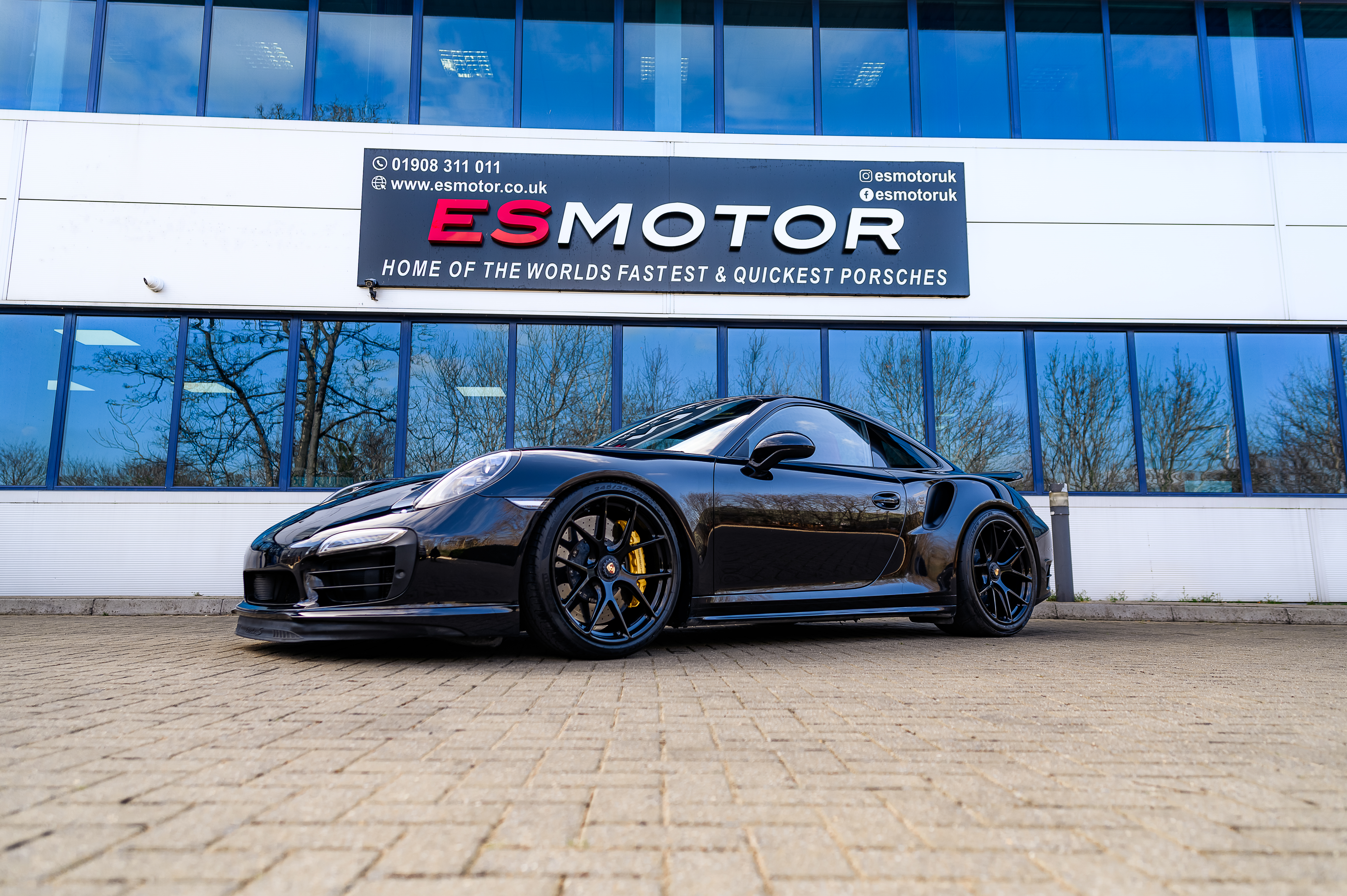 ES Motors upgraded fuel pump solution for high-boost turbo Porsche
