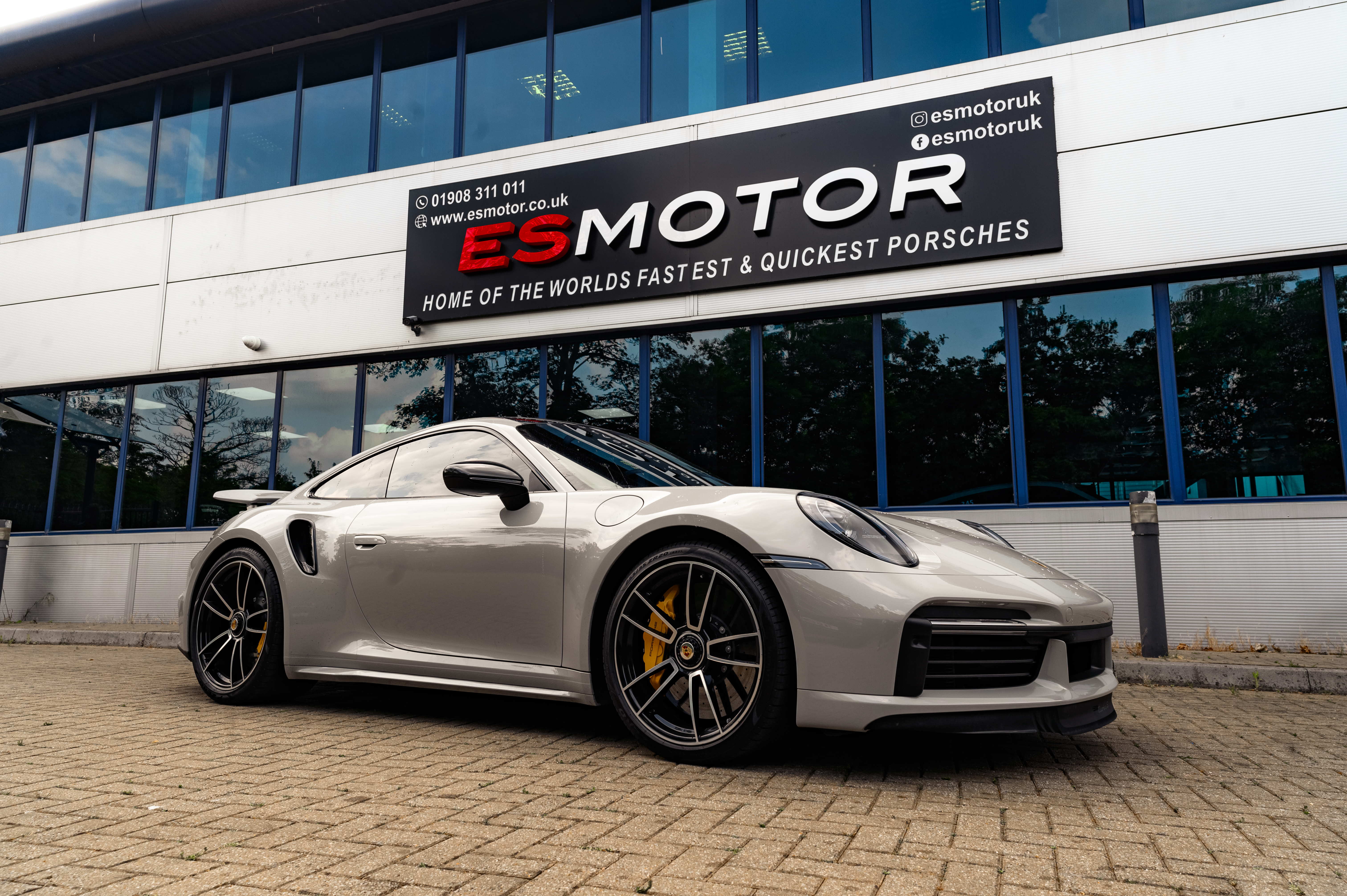 ES Motors reliability-driven tuning for turbo Porsche