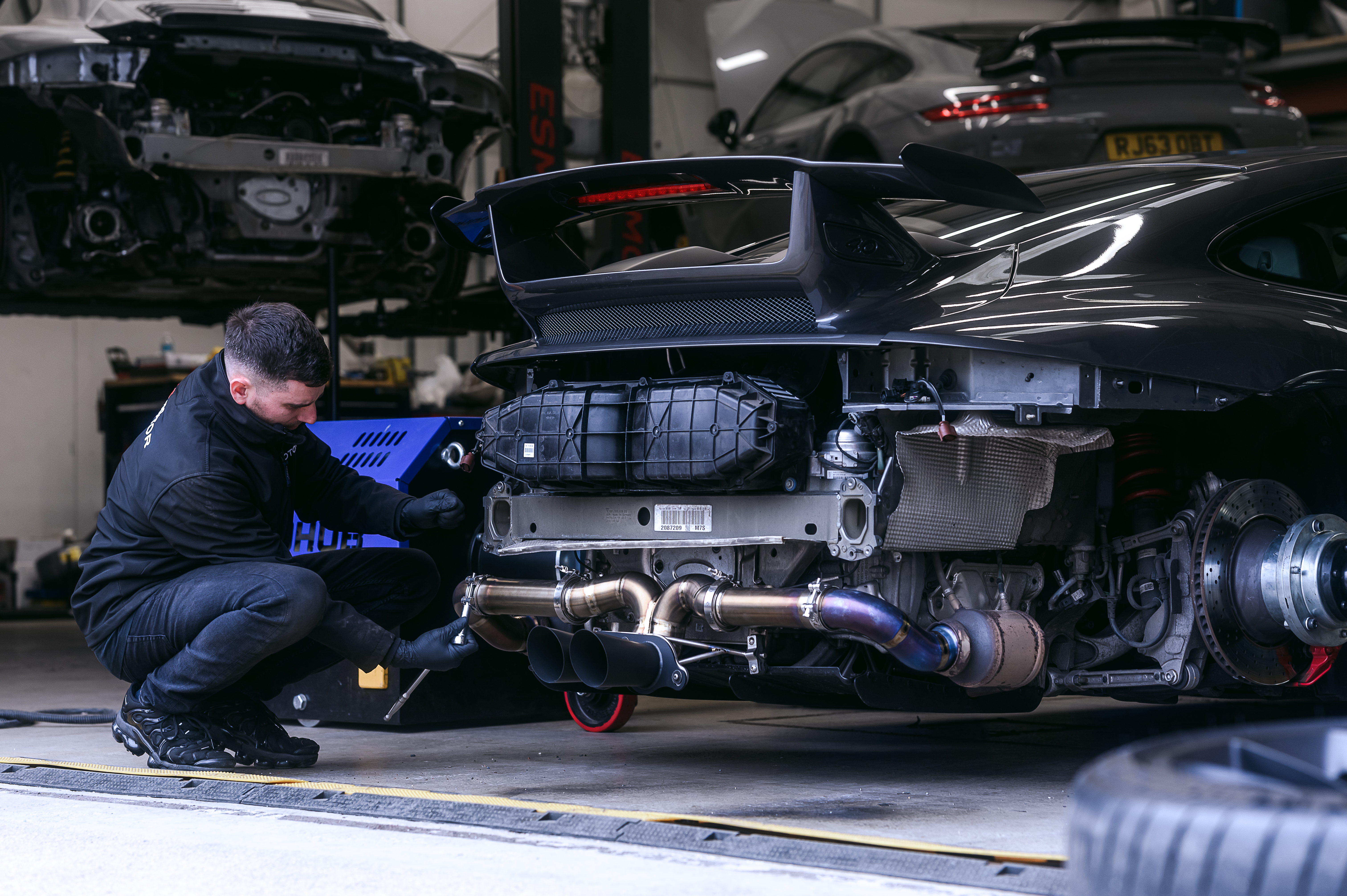 ES Motors transmission cooling upgrades for turbo Porsches
