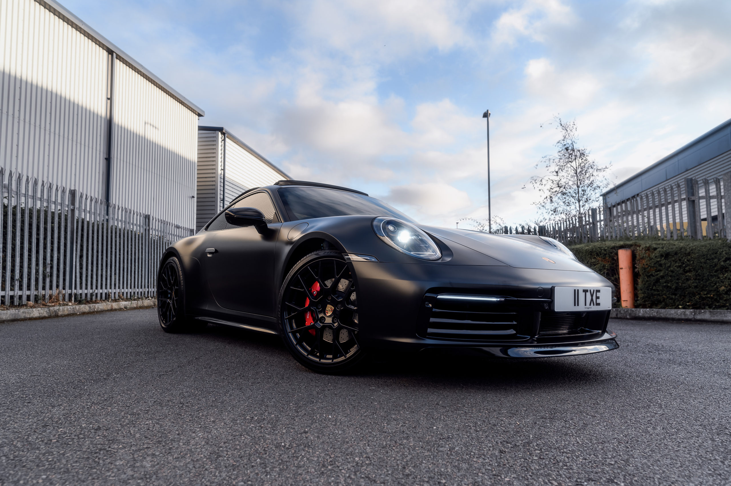 High-performance Porsche tyre setup