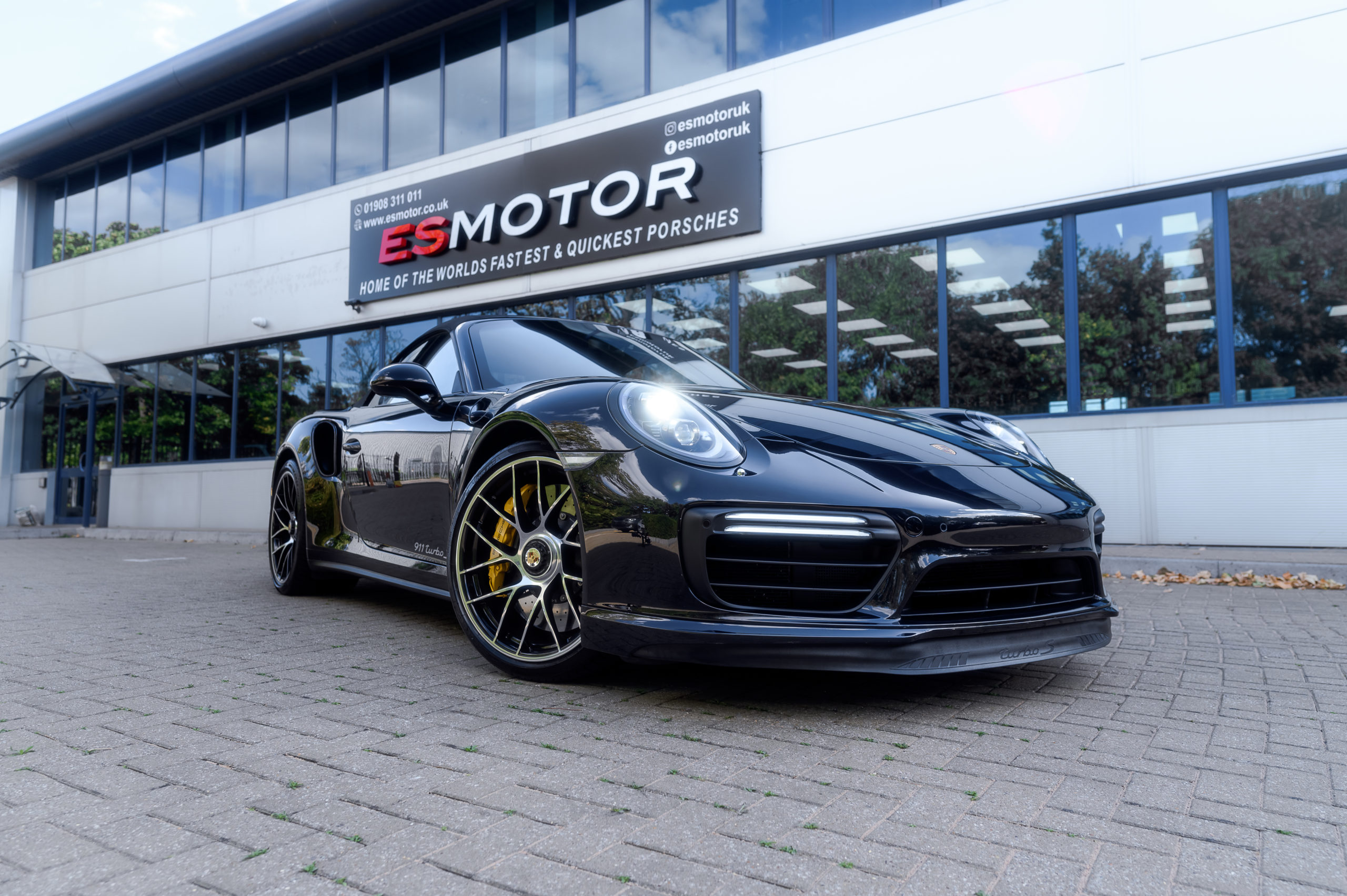 Porsche dyno tuning session ECU remap live data logging