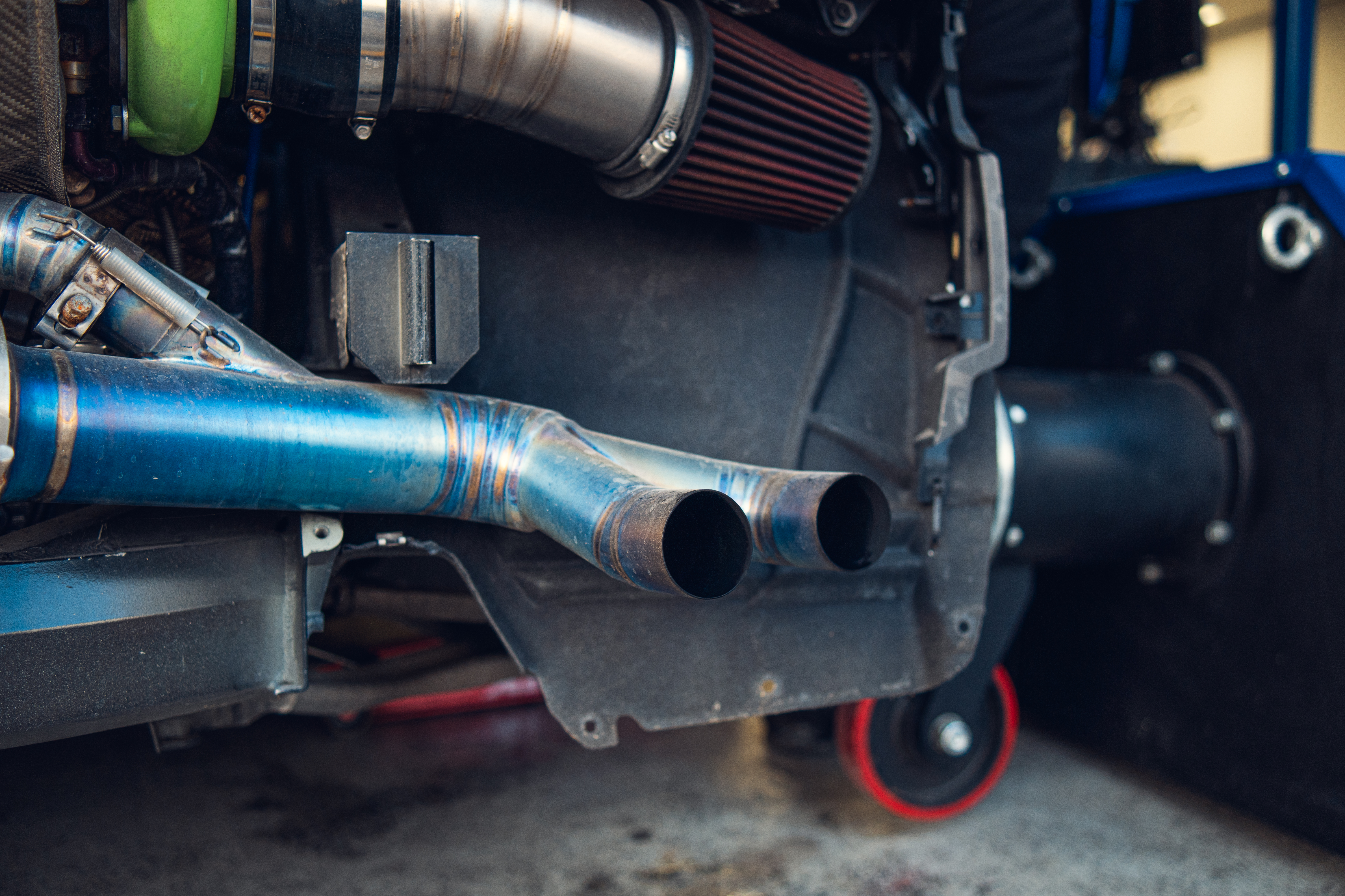 Factory Porsche gearbox internals gear sets and synchronisers
