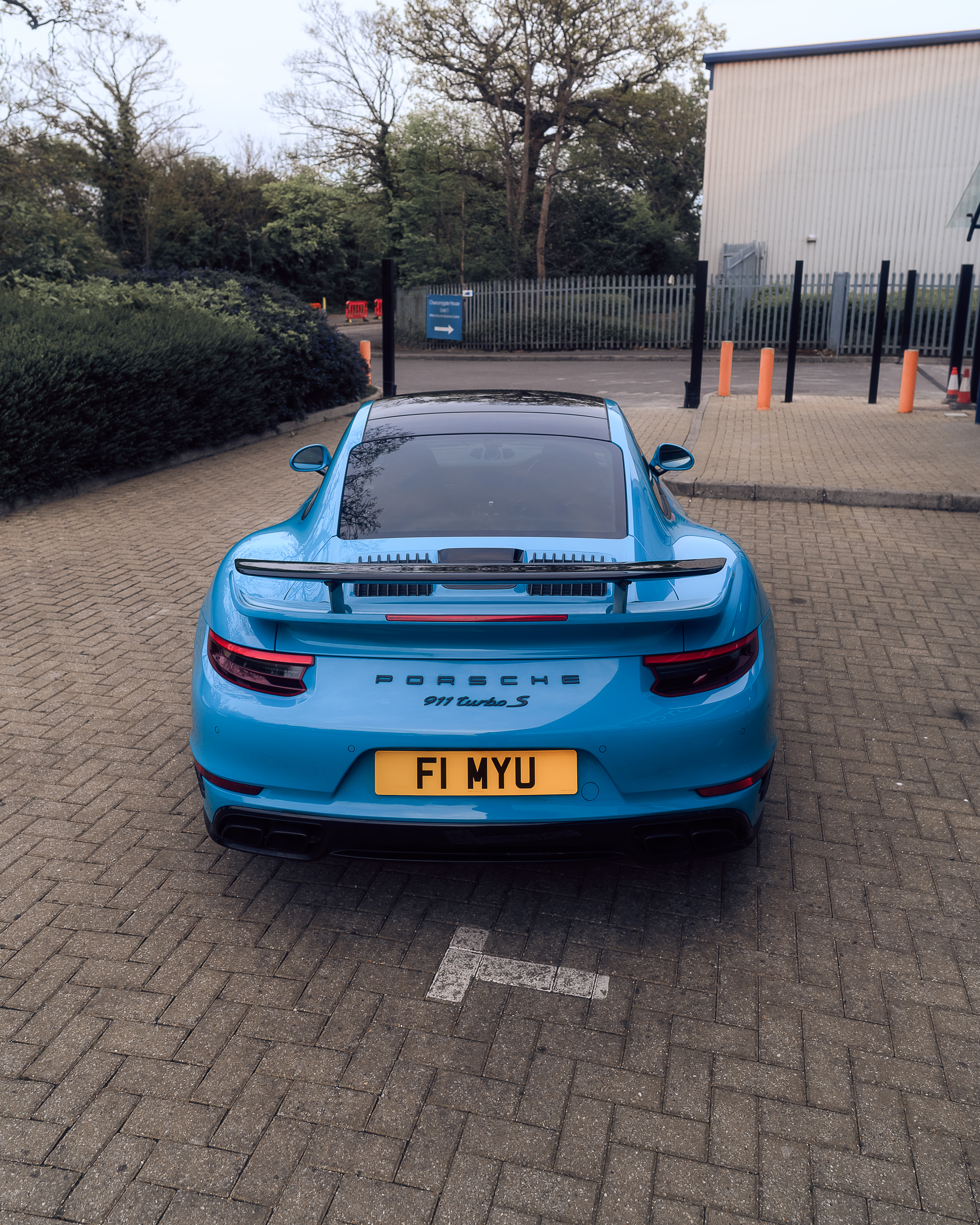 Lightweight wheels and brakes for Porsche weight reduction build