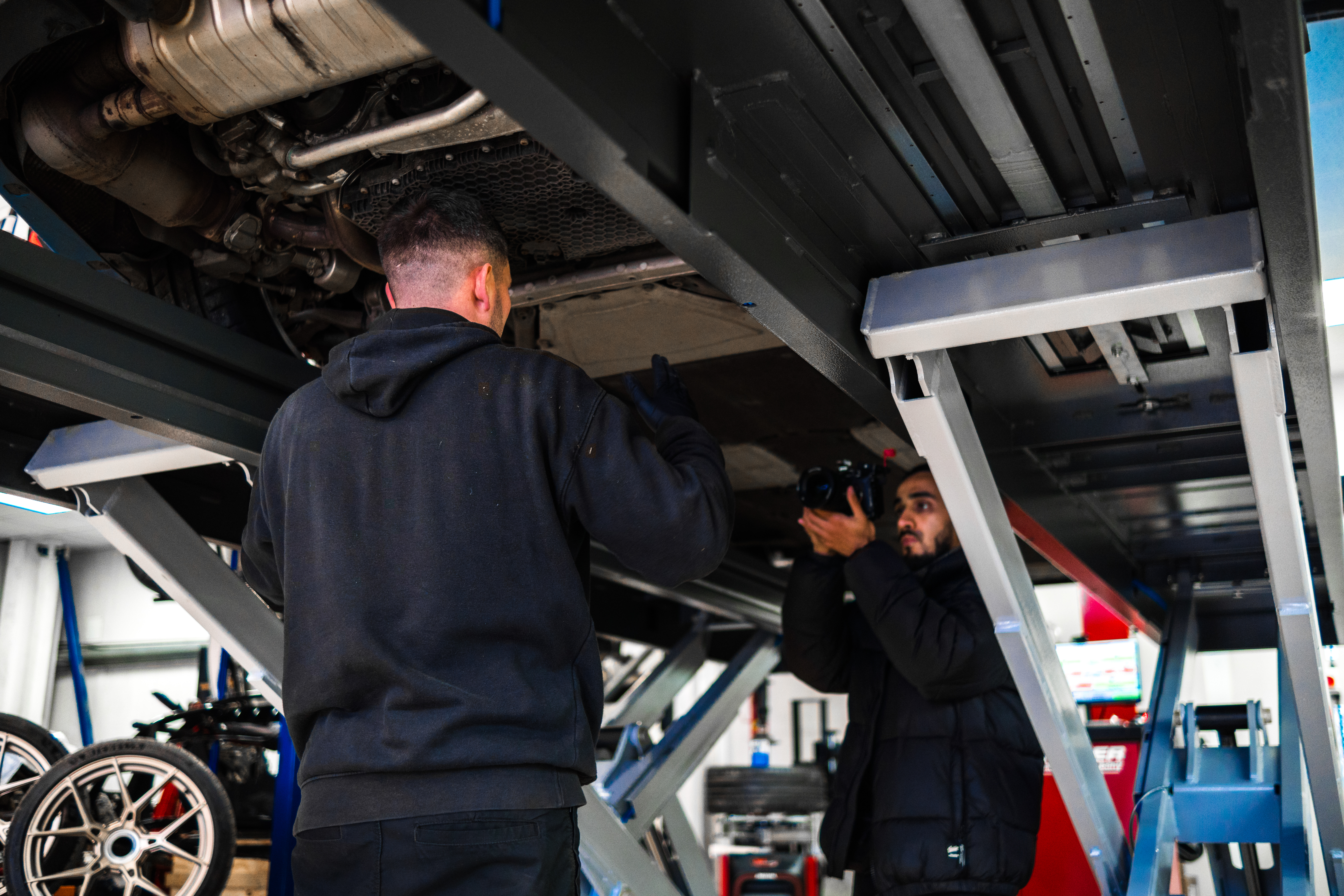 High power Porsche electrical system wiring demands and sensor accuracy