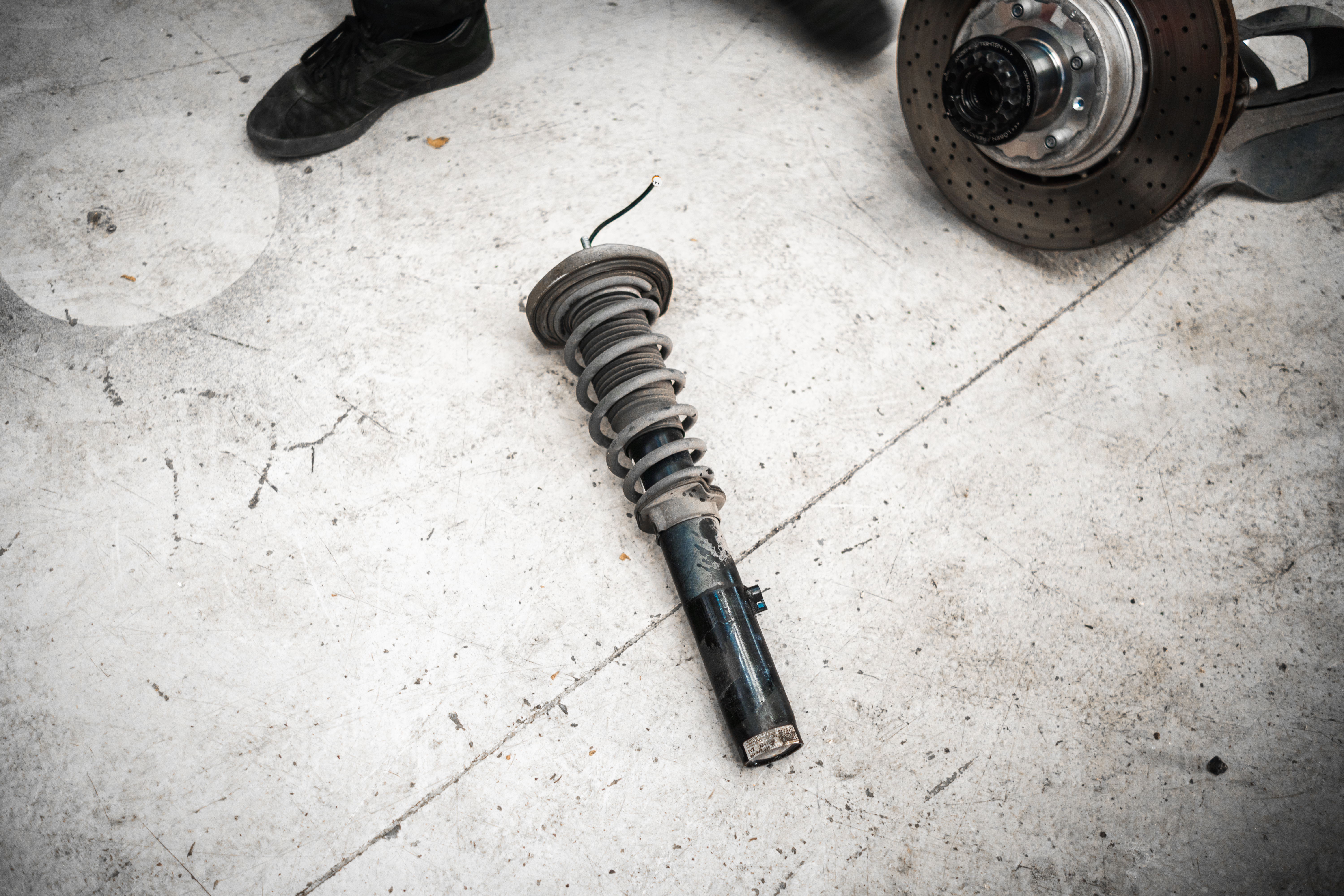 Factory spark plug limitations on high boost modified Porsche engine